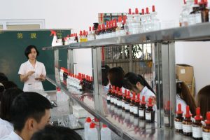 Tiêu chuẩn chức danh Dược hạng IV được quy định như thế nào?