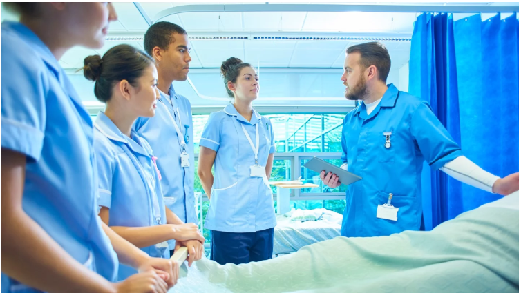 Cơ hội học tập và làm việc tại nước ngoài của ngành điều dưỡng rất lớn