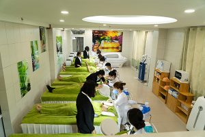 Nghề này cực kỳ phù hợp với phụ nữ. Bỏ túi 60 triệu đồng/tháng, còn được tiếp xúc thường xuyên với người nổi tiếng