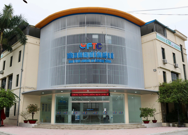 Cao đẳng Ngoại ngữ và Công nghệ Hà Nội