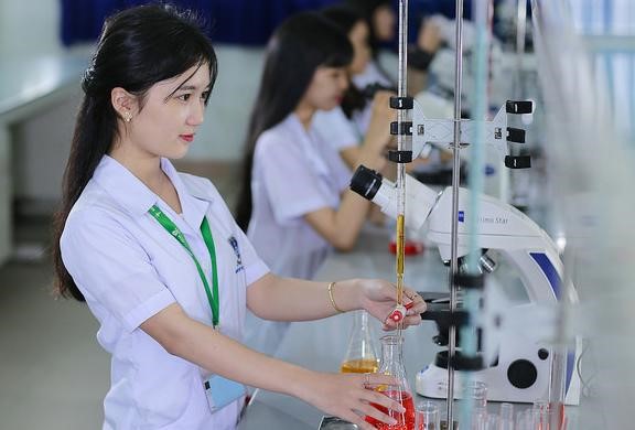 Cơ hội nghề nghiệp rộng mở