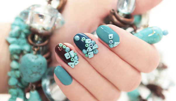 Sự khéo léo là yếu tố hàng đầu khi bạn theo nghề làm đẹp