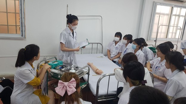 Chuyên ngành Điều dưỡng cần sự chăm chỉ và kỹ năng tốt