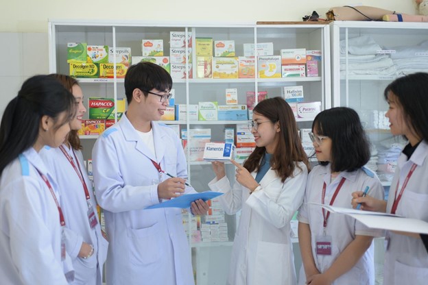 Học văn bằng 2 ngành Dược