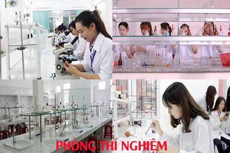 Sinh viên Cao đẳng Dược học thực hành Hóa dược tại phòng thí nghiệm thực hành