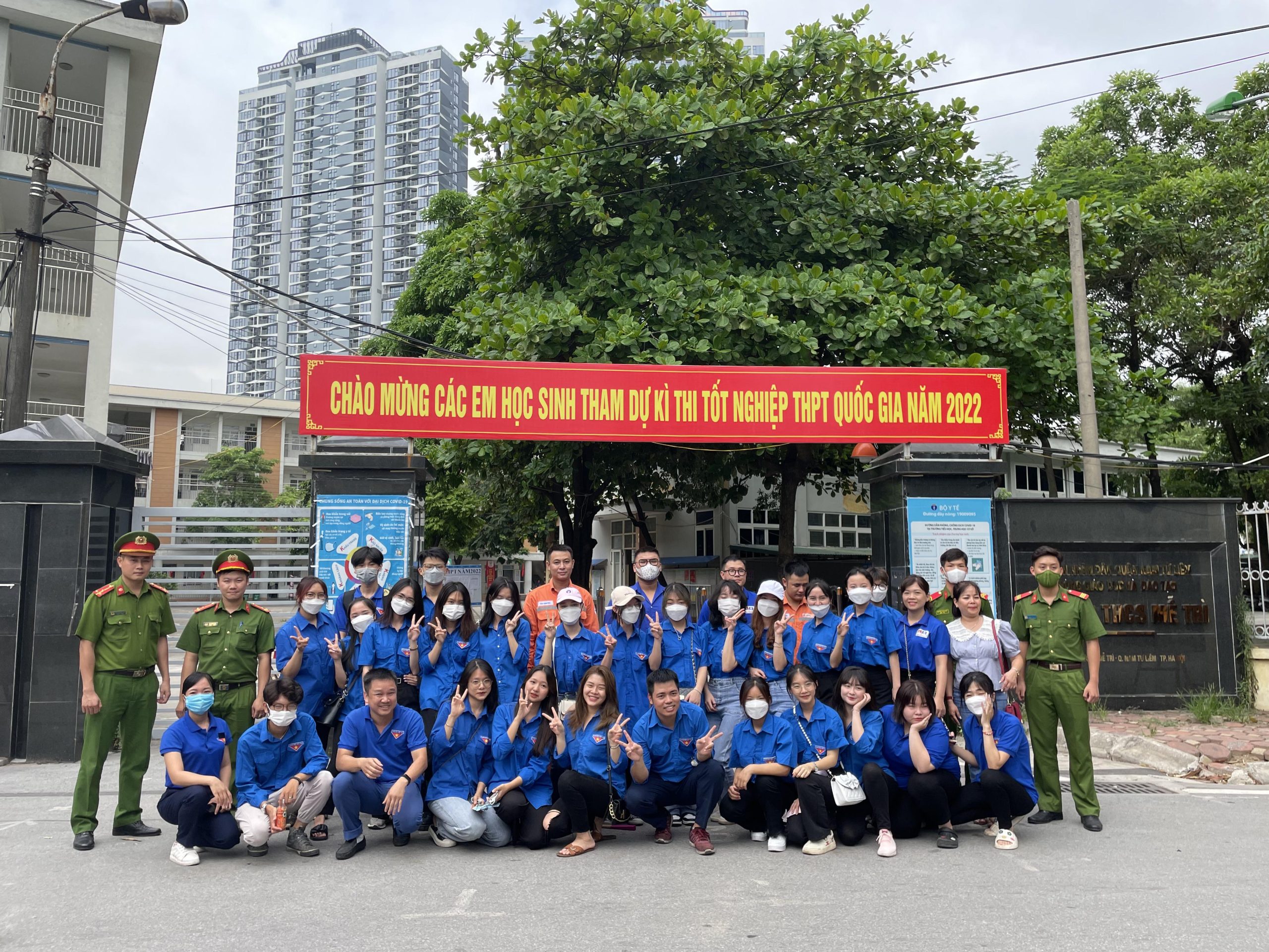 Toàn đoàn tiếp sức tại THCS Mễ Trì