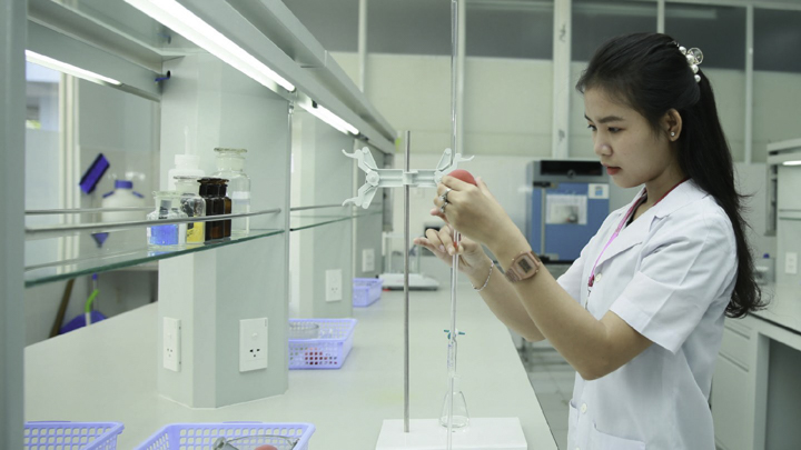 Điều dưỡng và Kỹ thuật xét nghiệm y học