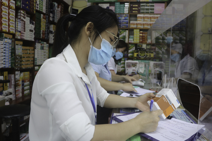 Cá nhân nếu vi phạm pháp luật thì sẽ bị thu hồi chứng chỉ hành nghề Dược