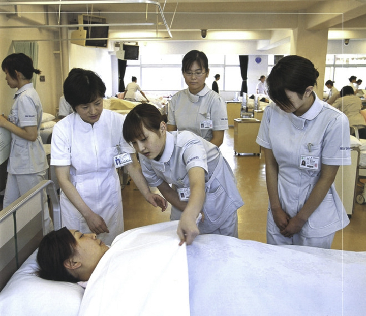 Sự khác biệt đến từ quan niệm điều dưỡng ở các nước