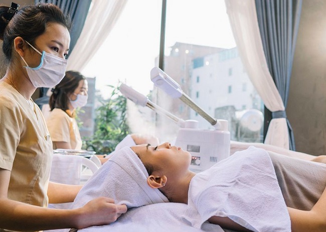 Một ngày làm việc của kỹ thuật viên Spa